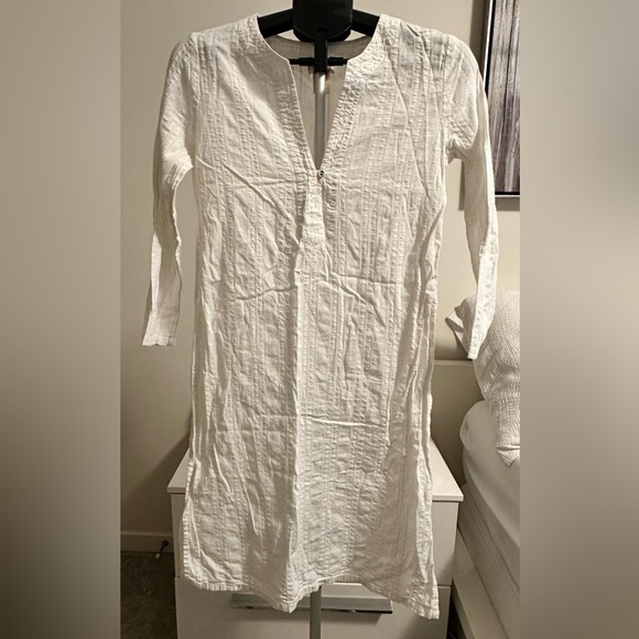 Joe Fresh Dresses & Skirts - Joe Fresh Long Sleeve White Dress
SMALL